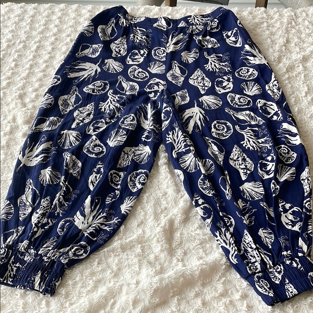 🛍️VENUS HAREM PANTS🛍️Blue and White Patterned  size Small